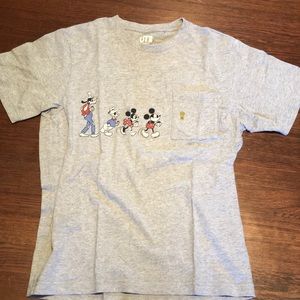 Uniqlo Disney T-Shirt (Men’s Small)